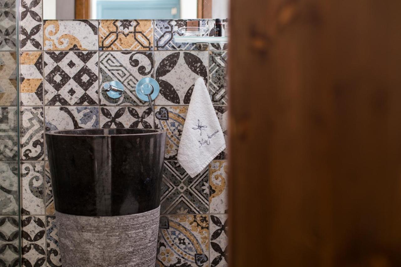 Blue Jasmine Suites Rhodes City Eksteriør billede